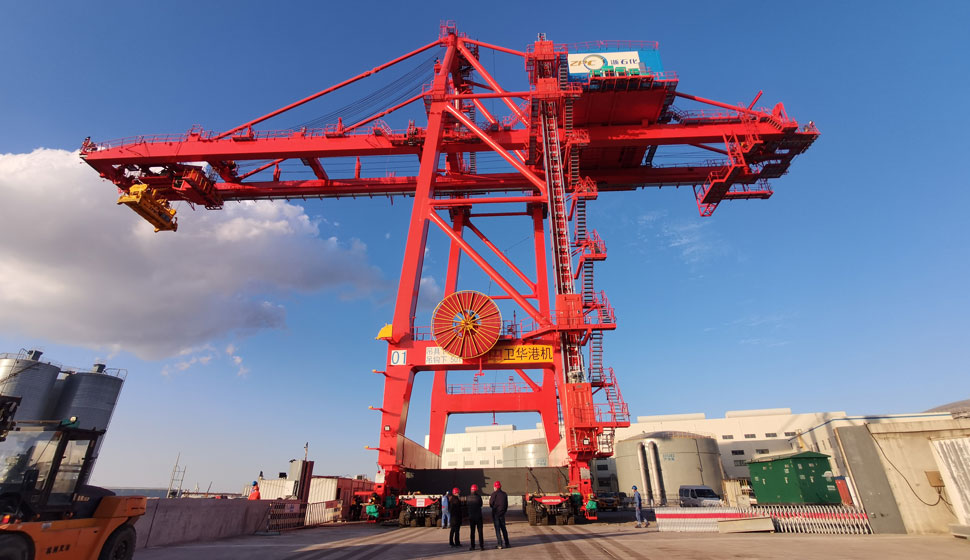 O que é um guindaste Panamax?